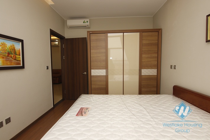 Nice three bedrooms apartment for rent in Trang An complex, Cau Giay district, Ha Noi